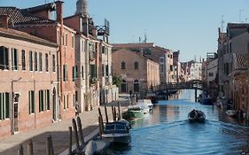 Art Painting Apartment With Canal View